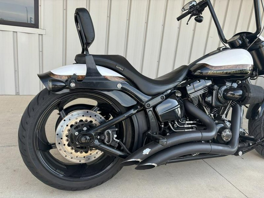 2016 Harley-Davidson® FXSE - CVO™ Pro Street Breakout®