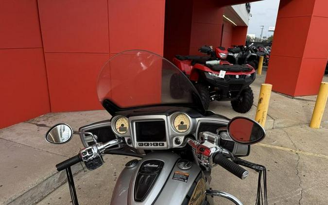 2017 Indian Motorcycle® Chieftain® Star Silver Over Thunder Black