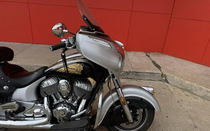 2017 Indian Motorcycle® Chieftain® Star Silver Over Thunder Black
