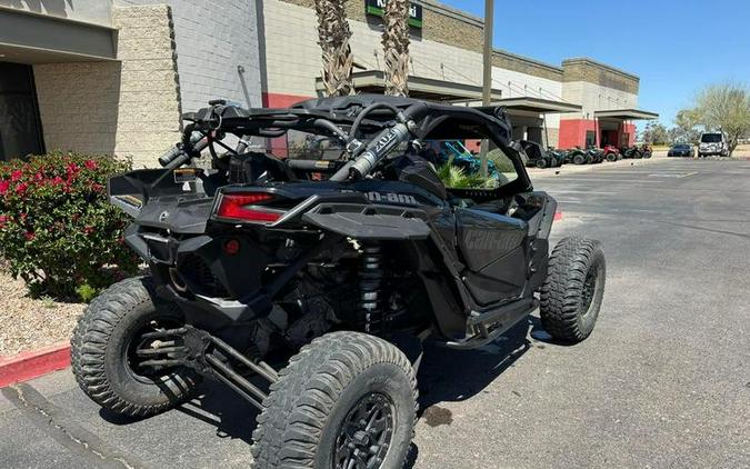 2017 Can-Am® Maverick™ X3 X™ RS Turbo R Triple Black