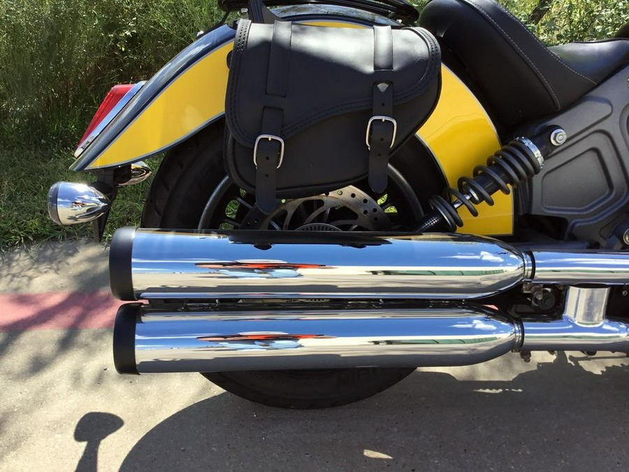 2019 Indian Motorcycle® Scout® Icon Series Thunder Black/Indian Motorcycle Yellow