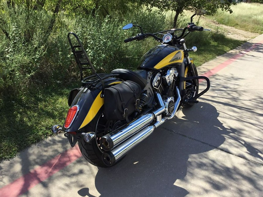 2019 Indian Motorcycle® Scout® Icon Series Thunder Black/Indian Motorcycle Yellow