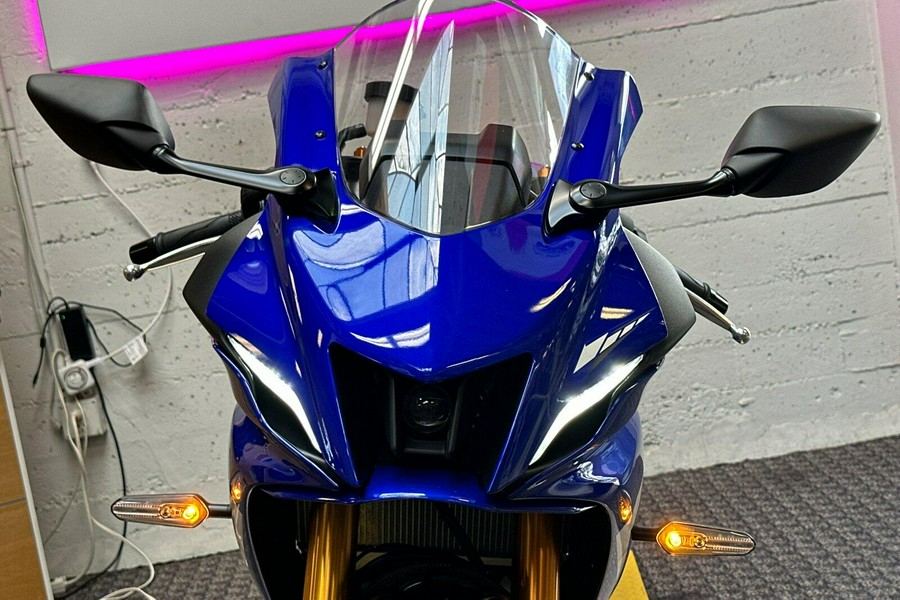 2025 Yamaha YZF-R7
