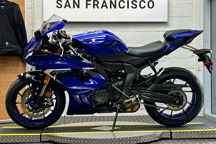 2025 Yamaha YZF-R7