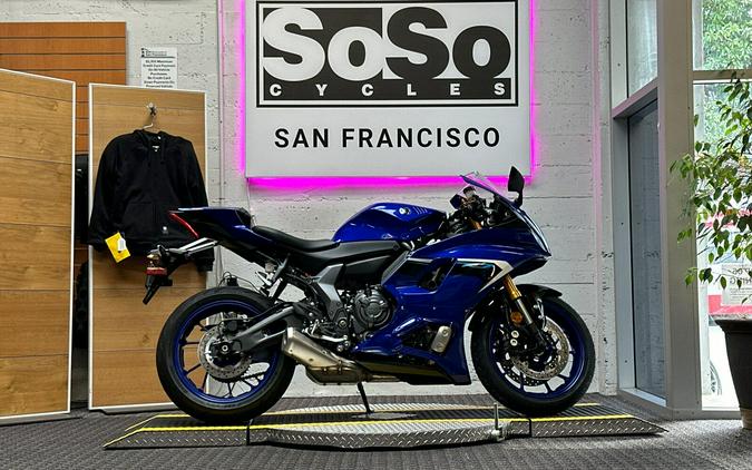 2025 Yamaha YZF-R7