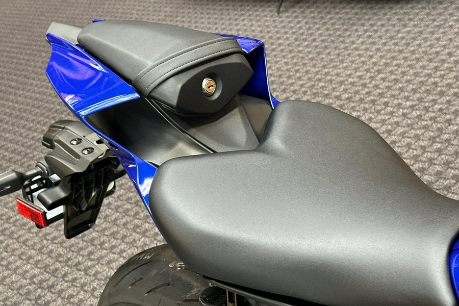 2025 Yamaha YZF-R7