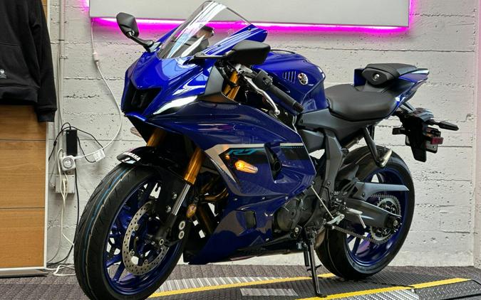 2025 Yamaha YZF-R7