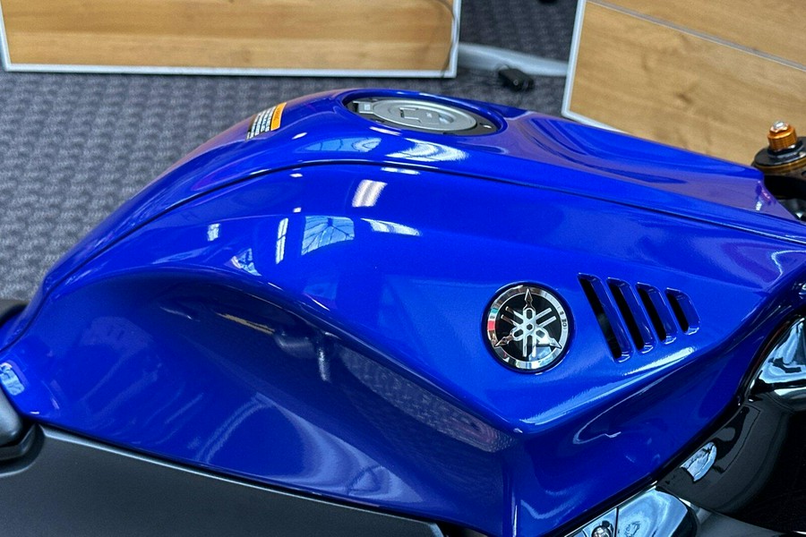 2025 Yamaha YZF-R7