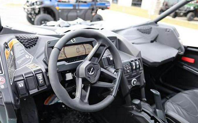 2025 Can-Am Maverick X3 X MR Turbo RR 64