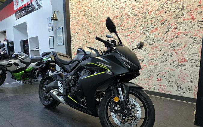 2026 Honda CBR650R E-Clutch