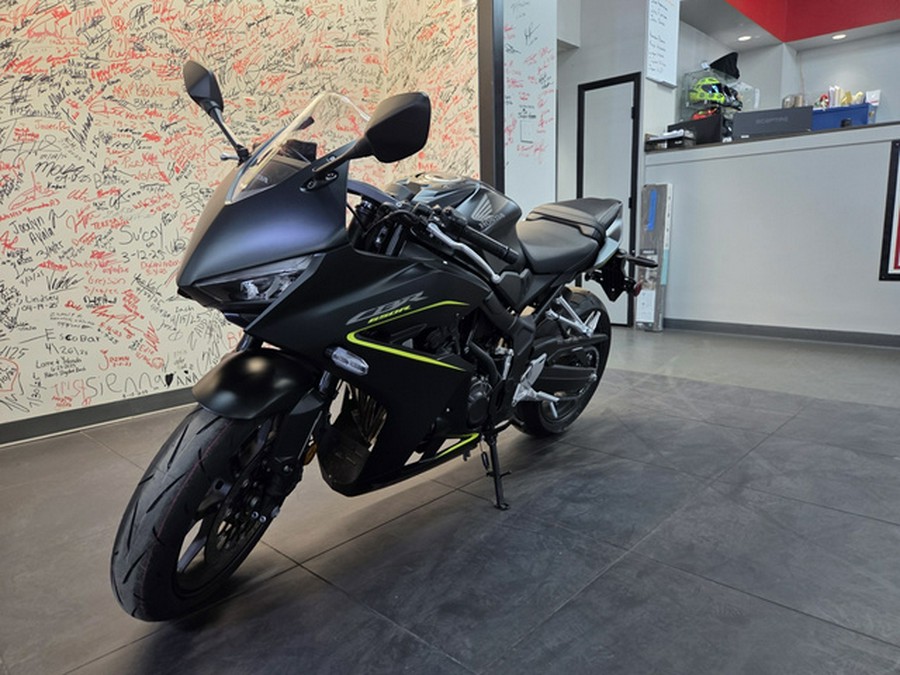 2026 Honda CBR650R E-Clutch