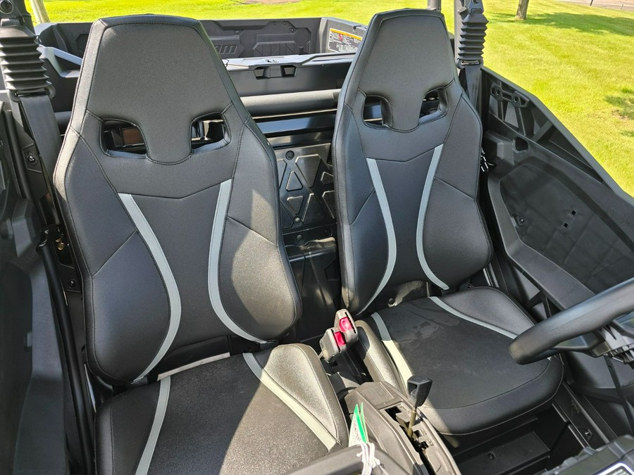 2026 Can-Am Commander XT 1000R