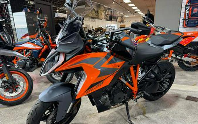 2024 KTM 1290 Super Duke GT