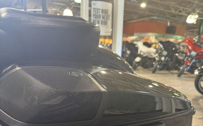 2017 Harley-Davidson CVO Street Glide