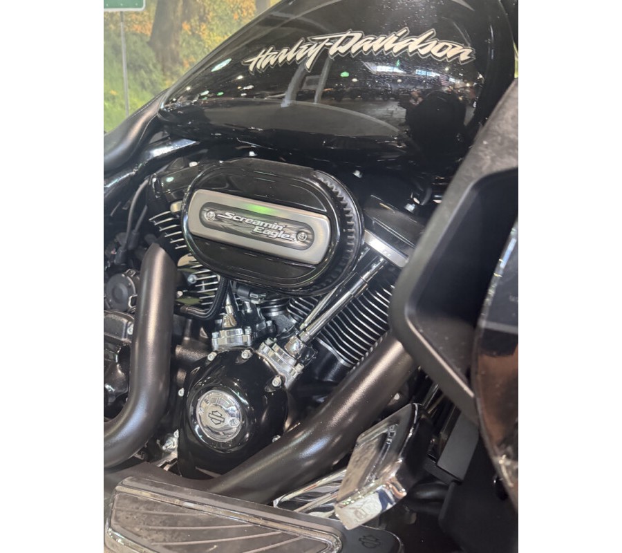 2017 Harley-Davidson CVO Street Glide