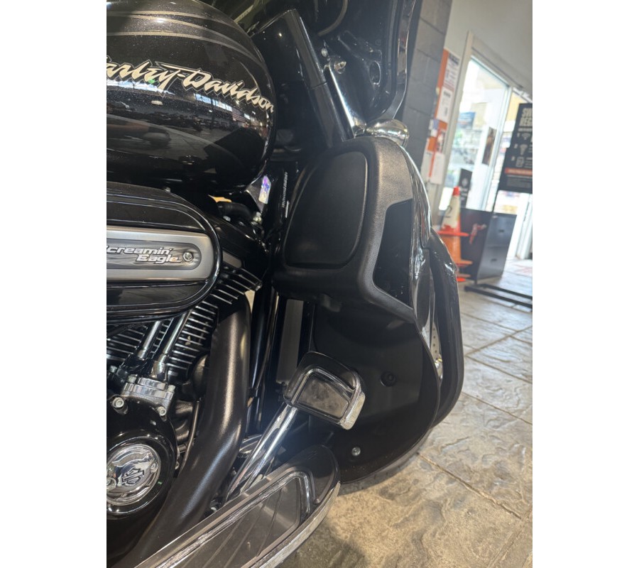 2017 Harley-Davidson CVO Street Glide