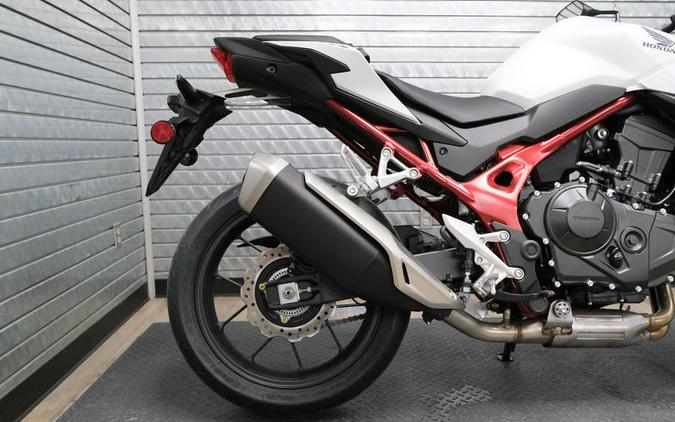 New 2025 HONDA CB750 HORNET