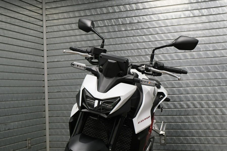 2025 HONDA CB750 HORNET