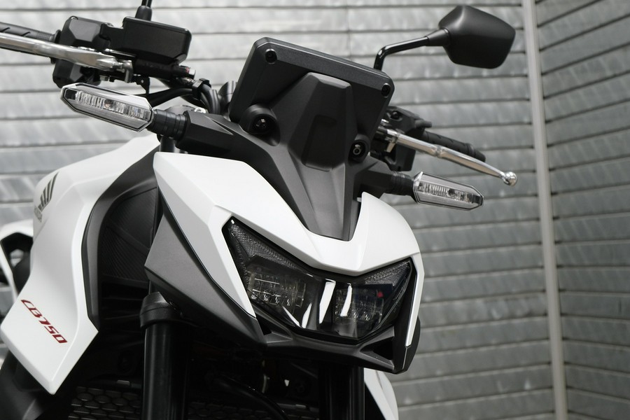 2025 HONDA CB750 HORNET