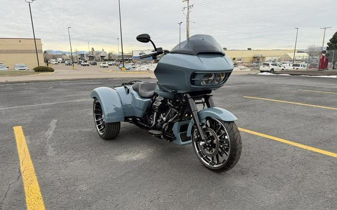 2024 Harley-Davidson® FLTRT - Road Glide® 3