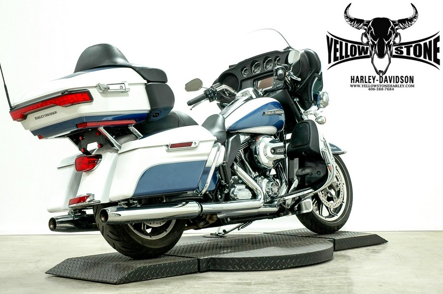 2015 Harley-Davidson® Electra Glide® Ultra Classic® Low Two-Tone White Hot Pearl/Blue Hot Pearl