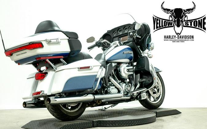 2015 Harley-Davidson® Electra Glide® Ultra Classic® Low Two-Tone White Hot Pearl/Blue Hot Pearl