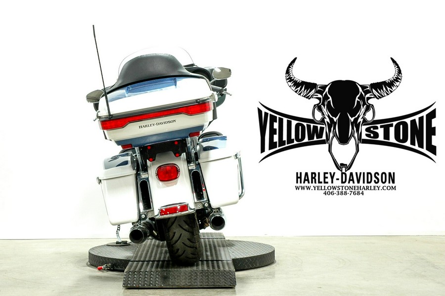 2015 Harley-Davidson® Electra Glide® Ultra Classic® Low Two-Tone White Hot Pearl/Blue Hot Pearl