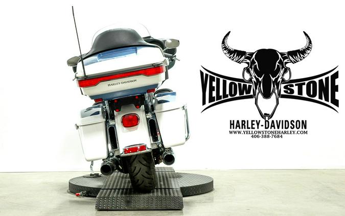 2015 Harley-Davidson® Electra Glide® Ultra Classic® Low Two-Tone White Hot Pearl/Blue Hot Pearl