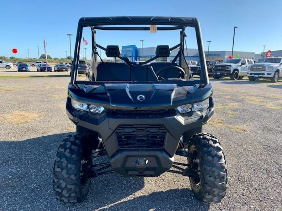 2024 Can-Am® Defender DPS HD9 Timeless Black