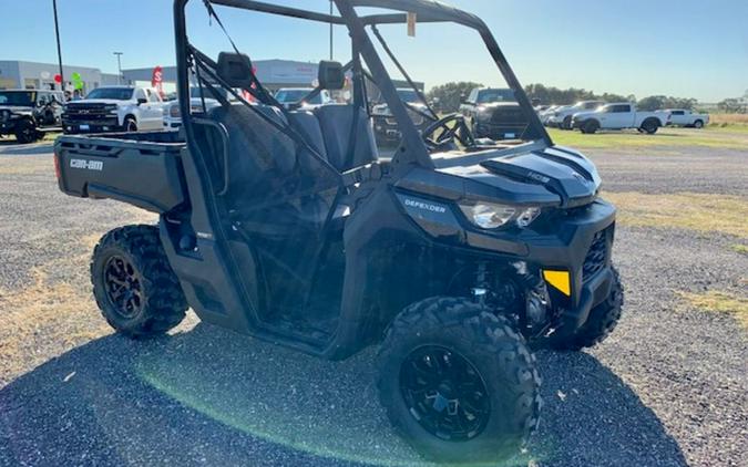 2024 Can-Am® Defender DPS HD9 Timeless Black