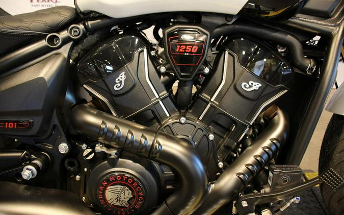 2025 Indian Motorcycle® SCOUT 101 WHITE BLACK