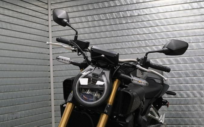 New 2026 HONDA CB650R ECLUTCH