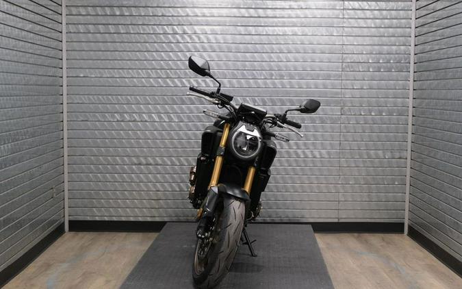 New 2026 HONDA CB650R ECLUTCH