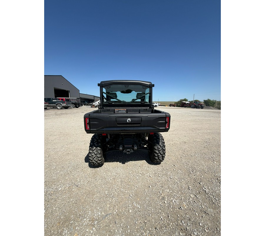 2026 Can-Am Defender XT CAB HD11