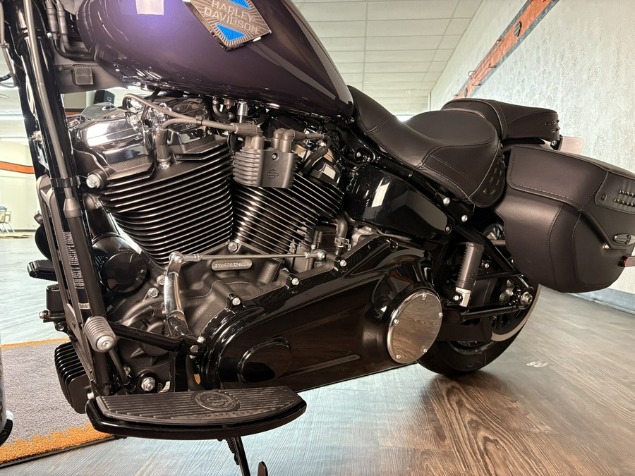 2026 Harley-Davidson® Heritage Classic Purple Abyss Black Laced Wheels