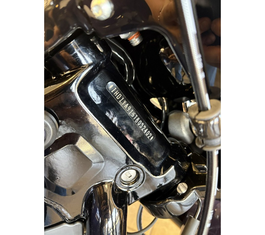 2026 Harley-Davidson® Heritage Classic Purple Abyss Black Laced Wheels