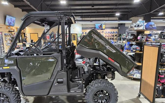 2026 Honda® Pioneer 1000 Deluxe