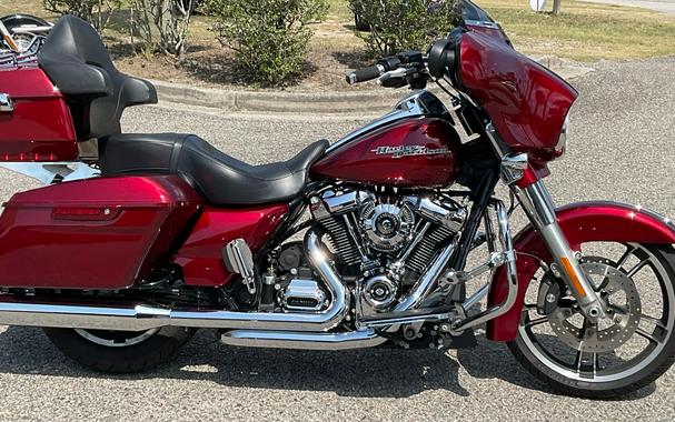 2017 FLHXS Street Glide® Special - Color Option - Harley-Davidson®