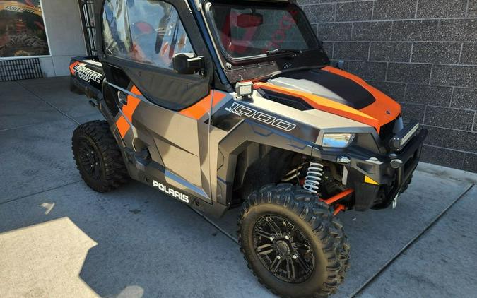 2018 Polaris® General™ 1000 EPS Deluxe Titanium Metallic