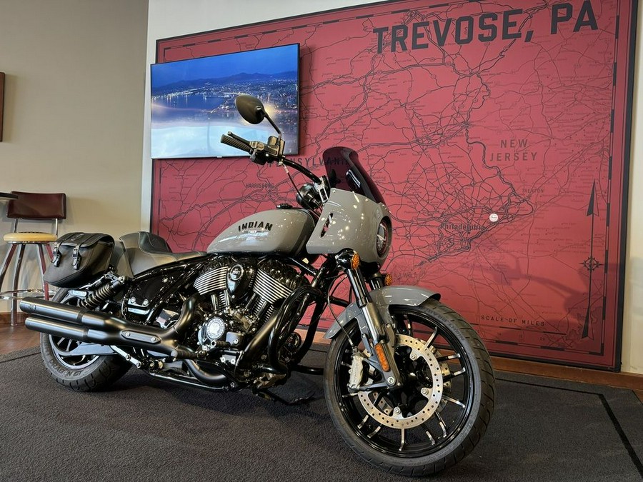 2023 Indian Motorcycle® Sport Chief Stealth Gray