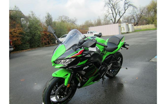 2024 Kawasaki Ninja 650 KRT Edition