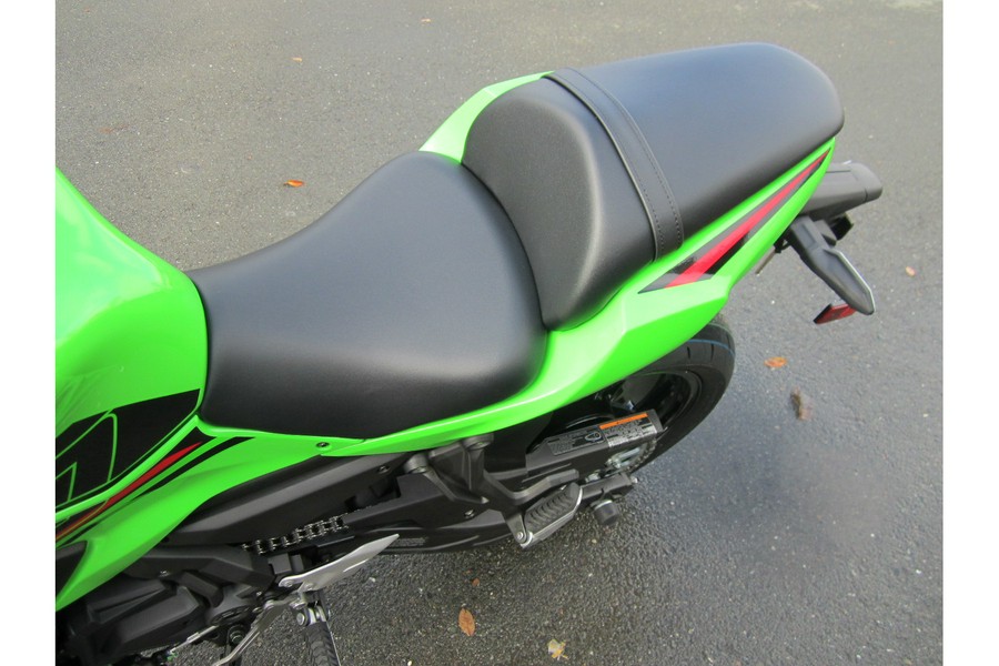 2024 Kawasaki Ninja 650 KRT Edition