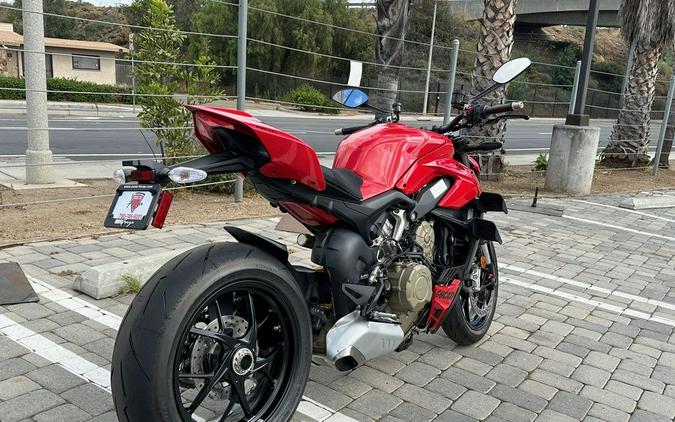 2025 Ducati Streetfighter V4 Ducati Red