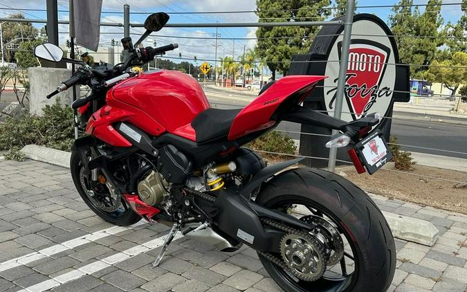 2025 Ducati Streetfighter V4 Ducati Red