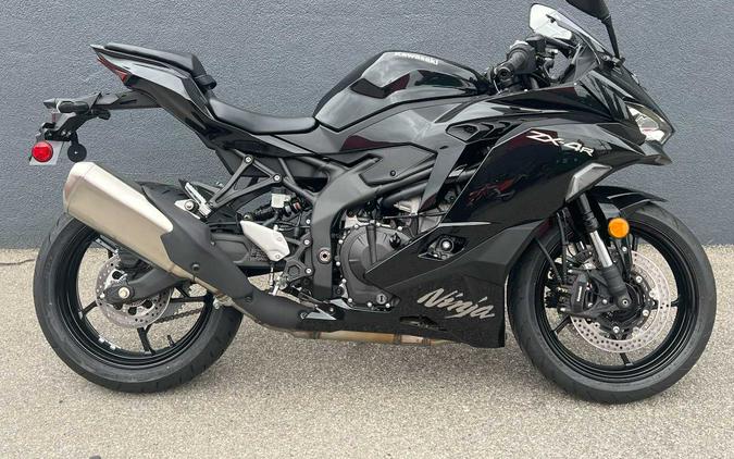 2024 KAWASAKI NINJA ZX-4R ABS