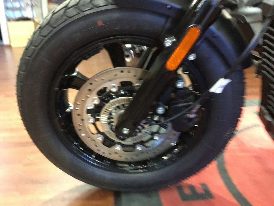 2025 Indian Motorcycle® Scout® Bobber Limited +Tech Black Smoke