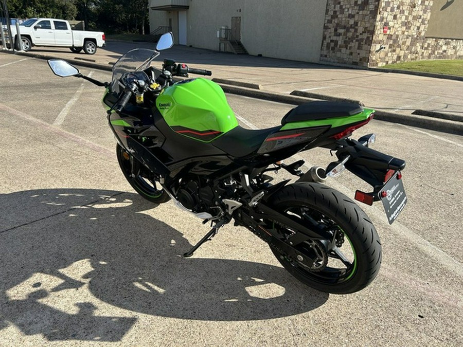 2022 Kawasaki Ninja 400 ABS KRT Edition