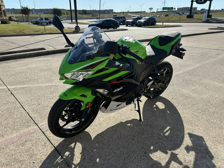 2022 Kawasaki Ninja 400 ABS KRT Edition