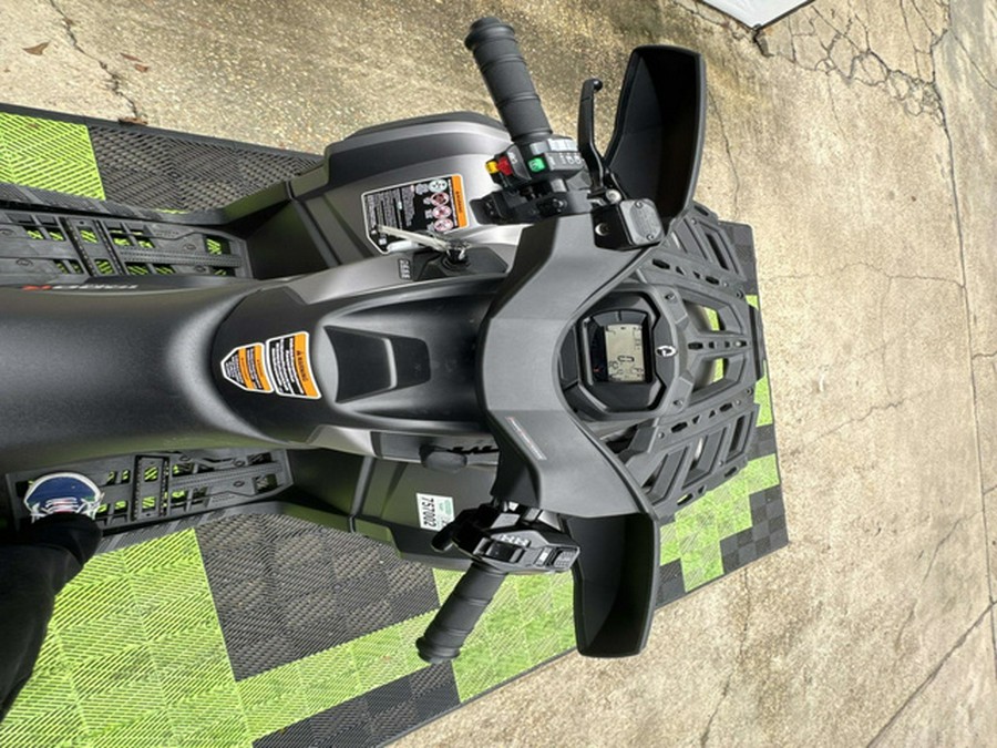 2024 Can-Am Outlander MAX XT 1000R