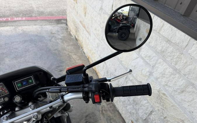 2027 Yamaha TW200
